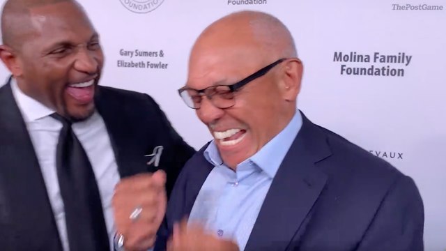 MLB Legend Reggie Jackson Surprises NFL Icon Ray Lewis With Squirrel Dance