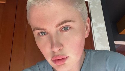 Krasser neuer Look: Ireland Baldwin hat sich die Haare abrasiert