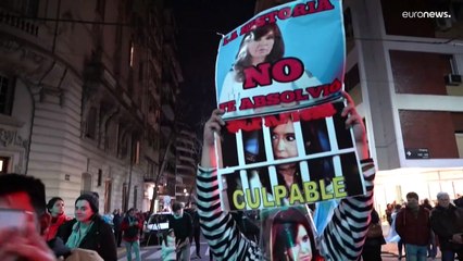 La fiscalía pide 12 años de prisión para Kirchner por un supuesto caso de corrupción
