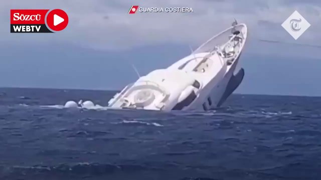 İtalya’da 40 metrelik süperyat battı