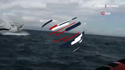 Lüks süperyat denizin içine gömüldü! 9 kişi son anda kurtarıldı