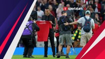 Disambut Meriah Fans Manchester United, Casemiro Resmi Diperkenalkan di Old Trafford