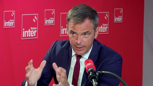 Régulation des jets privés : Les symboles sont importants estime Olivier Véran