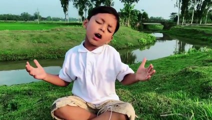 Small boy sing a wonderful islamic song