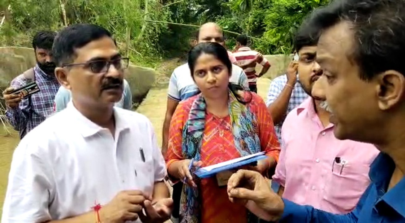 বাঁকুড়ায় বিভিন্ন সরকারী প্রকল্পের কাজ সরজমিনে খতিয়ে দেখলেন কেন্দ্রীয় প্রতিনিধি দল| Oneindia Bengali