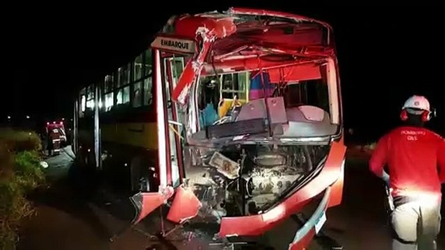 Capitão Ekermann comenta atendimento a grave acidente entre dois ônibus: 55 pessoas envolvidas e oito feridos encaminhados