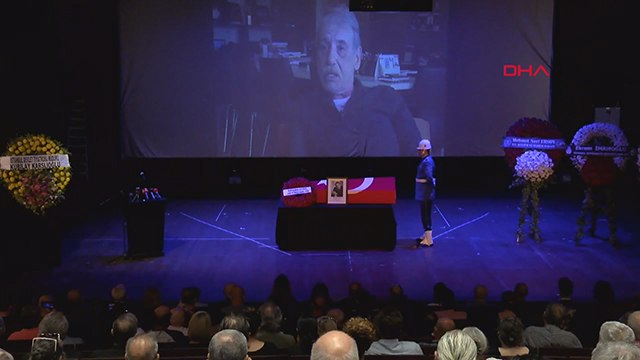 Civan Canova için Mecidiyeköy Büyük Sahne'de tören düzenlendi