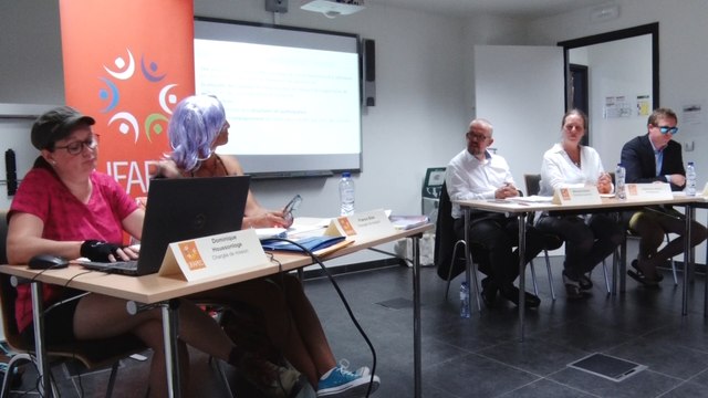 Les parents de l'enseignement catholique appellent à davantage de concertation quant aux tenues vestimentaires à l'école