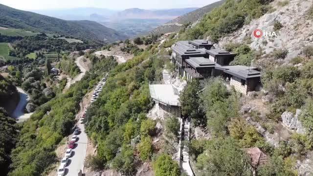 UNESCO'nun kültür miras listesinde yer alan Ballıca Mağarası'na ziyaretçi akını