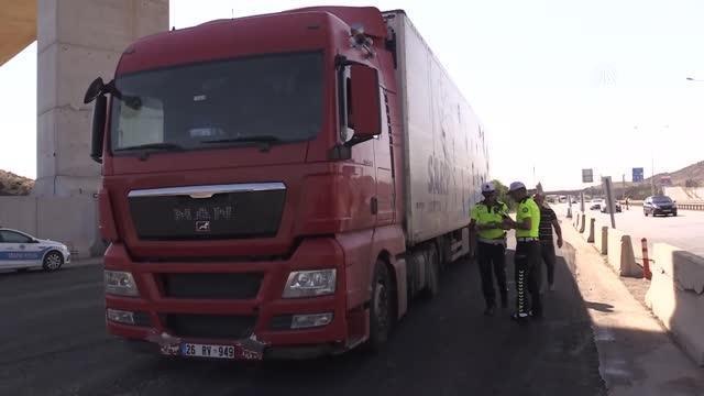 Kırıkkale haber | KIRIKKALE - Kilit kavşak Kırıkkale'de ağır tonajlı araçlara yönelik denetimler artırıldı