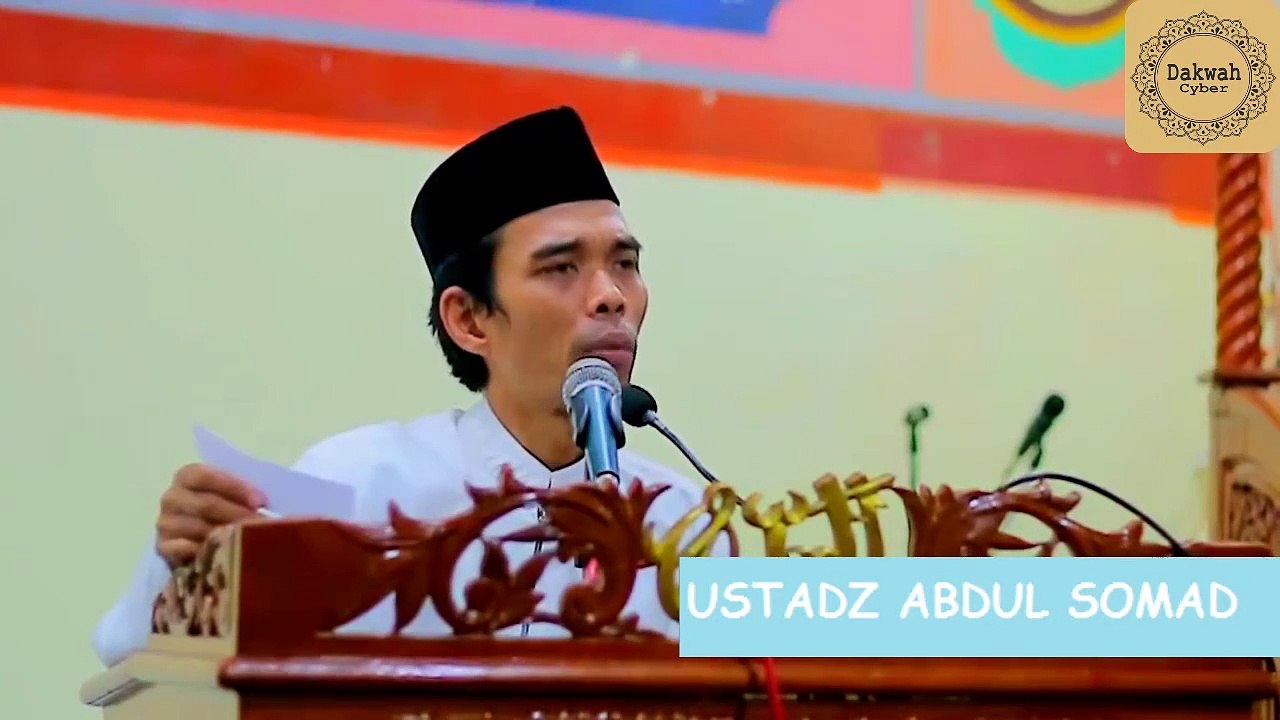 Tanya Jawab Ust  Abdul Somad   Apa Hukum Mendownload Aplikasi Bajakan