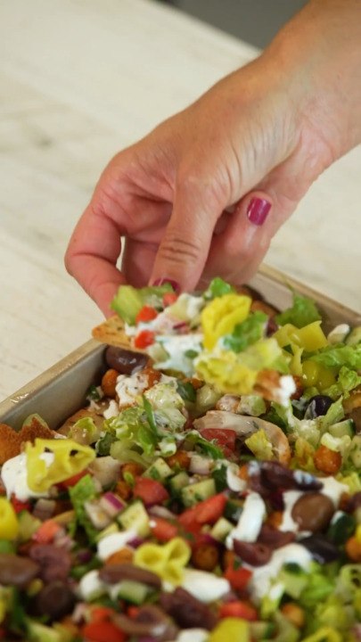 How to Make Greek Salad Nachos
