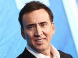 Nicolas Cage mit feuerroten Haaren beim Shoppen erwischt