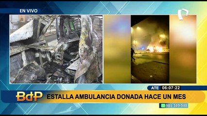 Envuelta en llamas: ambulancia explota en plena vía pública