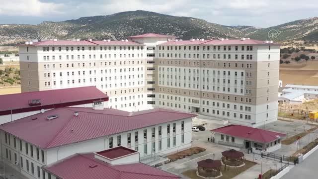 KYK yurtlarında ücretsiz konaklama fırsatından yararlanan gençleri ağırlıyor