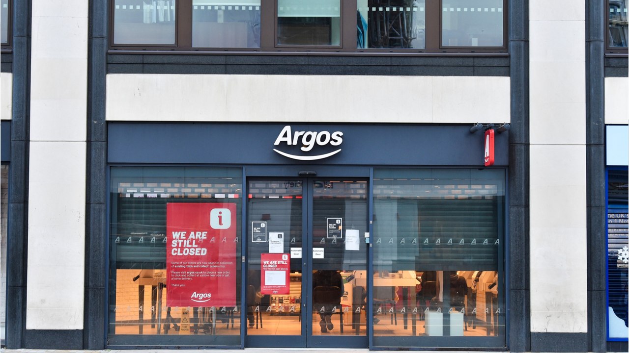 Argos changes ad after sexism complaints video Dailymotion