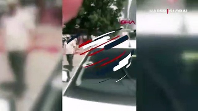 Ankara'nın Keçiören ilçesinde seyir halindeki otomobile silahlı saldırı!