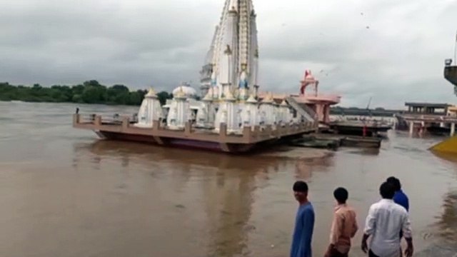 video: उफान पर त्रिवेणी, अरनोद में दस इंच बारिश