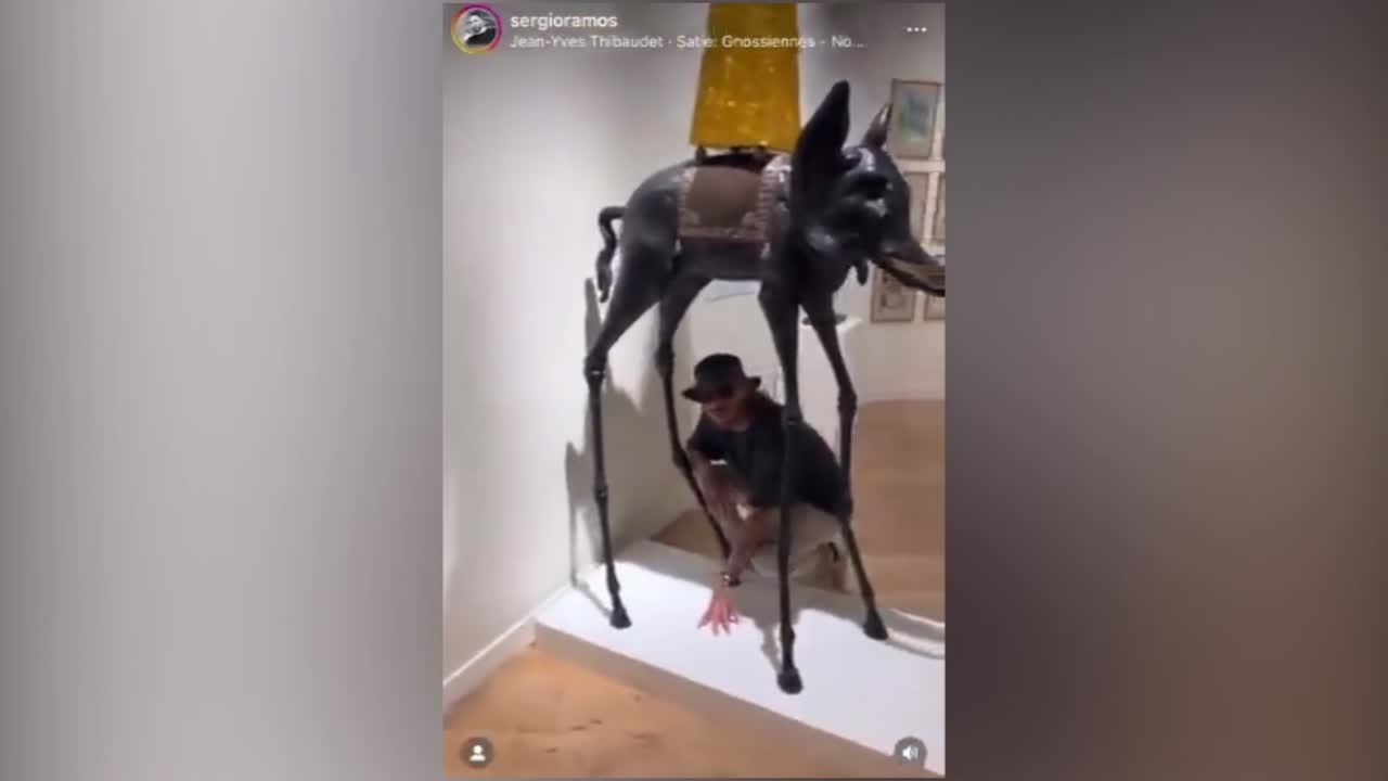 Ramos y Pilar Rubio, en el museo Dalí
