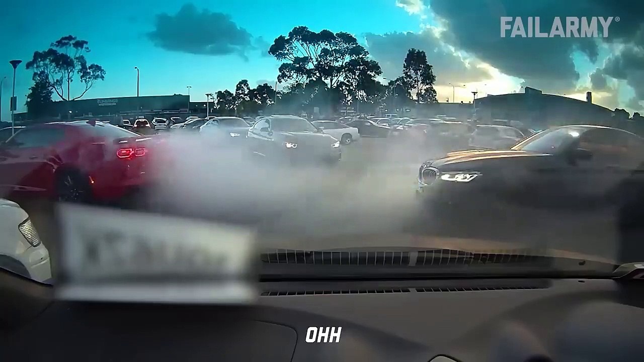 Aussies Being Idiots- Fails Around The World 2022