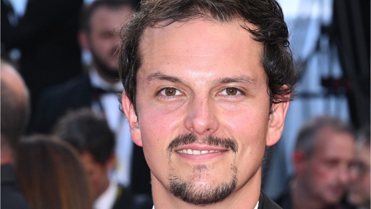 GALA VIDÉO - PHOTO - Juan Arbelaez un bébé dans les bras : petit bonheur après sa rupture avec Laury Thilleman !