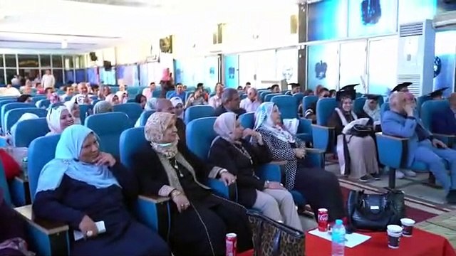 رئيس جامعة سوهاج يشهد حفل تخرج الدفعة 17 لذوي الإعاقة بمركز نور البصيرة
