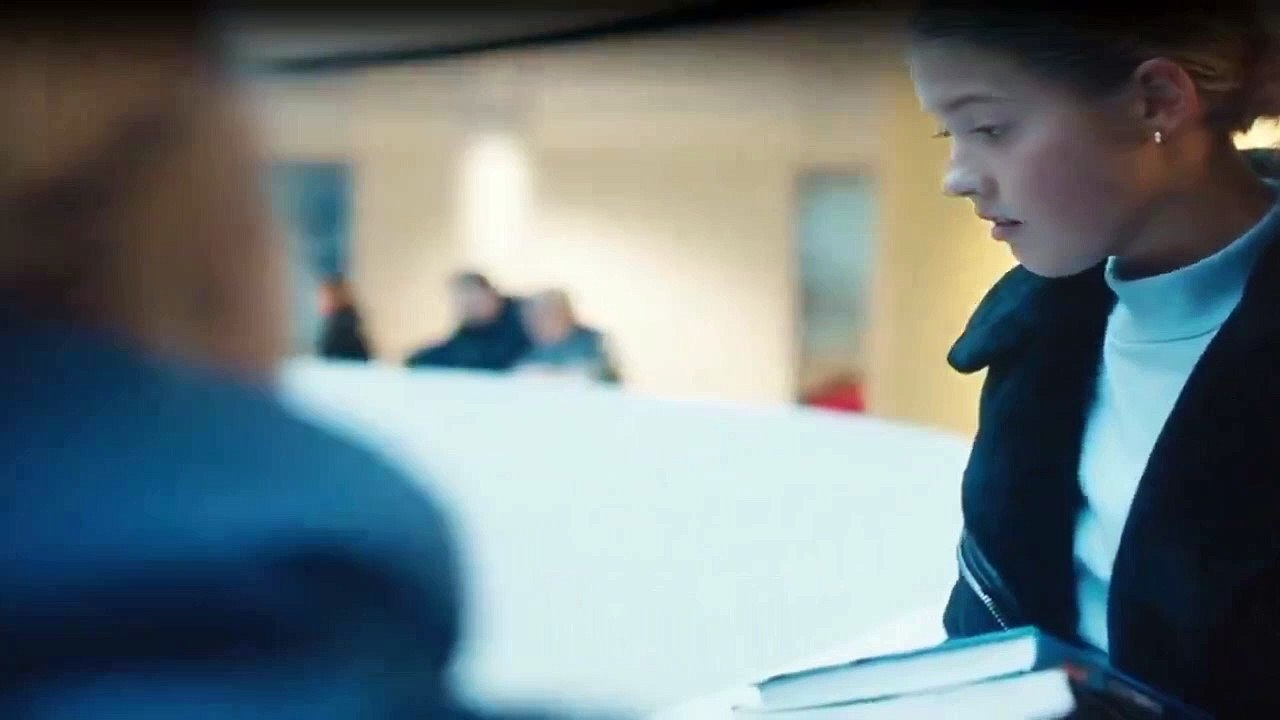 Nudes - Nackt im Netz Staffel 1 Folge 2 HD Deutsch