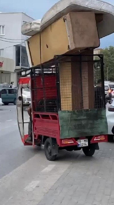 Bursa haber... BURSA'DA SÜRÜCÜLERİN TEHLİKELİ E...