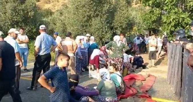 JES EYLEMİ YAPILAN MAHALLEYE GİRİŞ VE ÇIKIŞLAR YASAKLANDI