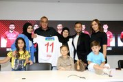 Sivas spor haberi... Demir Grup Sivasspor, 7 futbolcu için toplu imza töreni düzenledi (2)