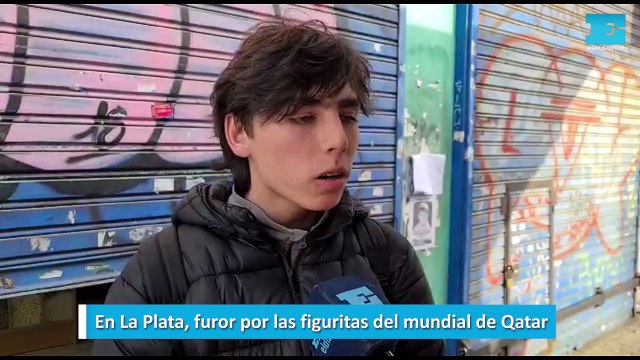 En La Plata, furor por las figuritas del mundial de Qatar