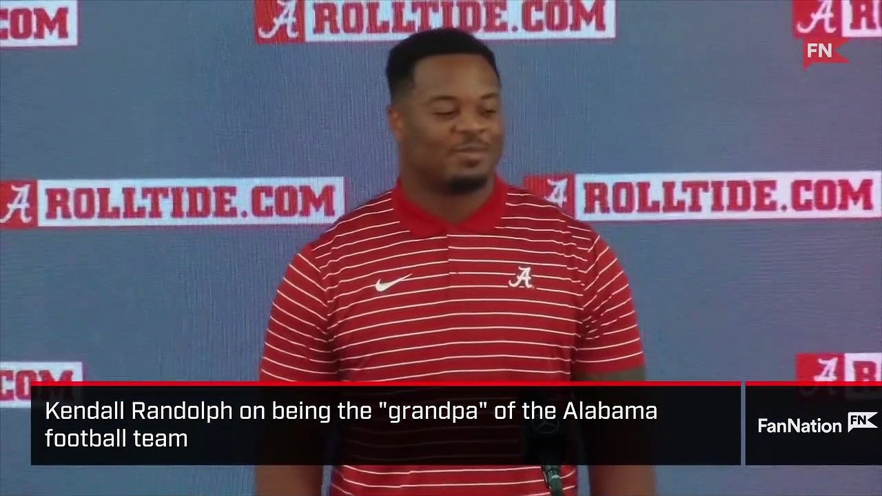 Kendall Randolph on being the "grandpa" of the Alabama football team