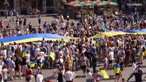 Ein Feiertag mitten im Krieg: Wie die EU und die Ukraine damit umgehen