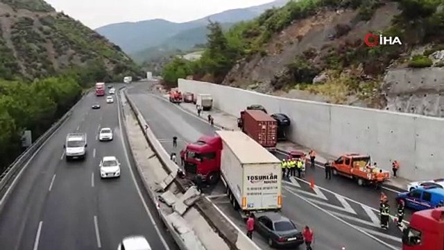 Manisa’da 7 Aracın Karıştığı Zincirleme Kaza 2’si Çocuk 5 Kişi Yaralandı!