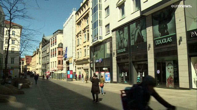 Германия ужесточит ковидные правила