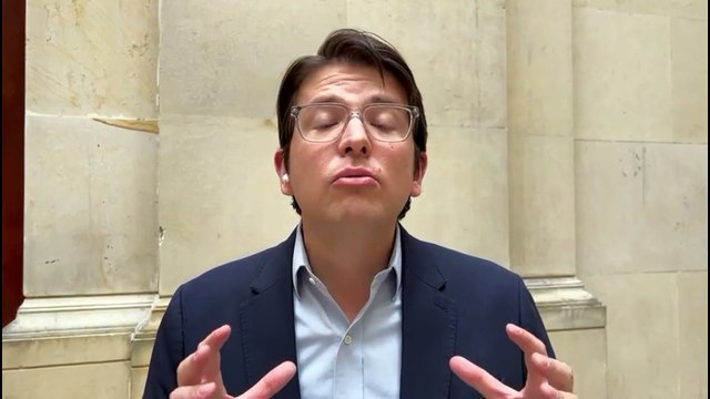 MIGUEL URIBE TURBAY EN PRESENTACIÓN DE LA REFORMA TRIBUTARIA