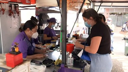 Advocacy group calls for NT businesses to ditch single-use plastics