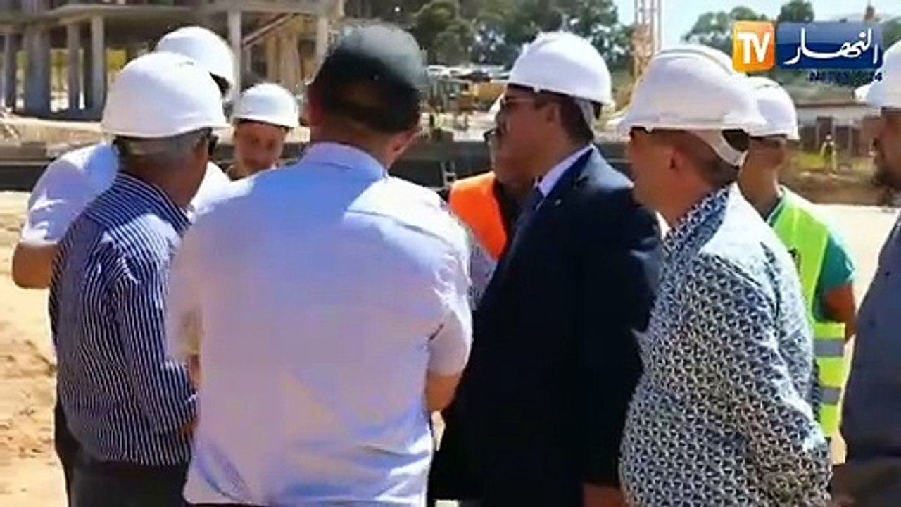 الرئيس المدير العام لشركة سوناطراك يتفقد الأشغال بمركز تحضير مولودية الجزائر