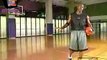 Michael Jordan teachs you how to play Basketball / Michael Jordan te enseña como jugar Baloncesto