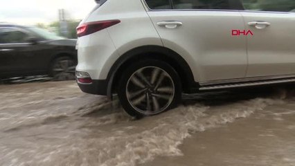 İzmir haber! İZMİR'DE SAĞANAK ETKİLİ OLDU