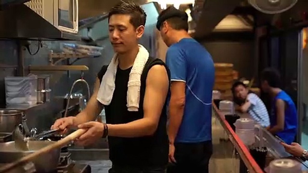 Japanese ramen restaurant backstage | 一杯のラーメンにそそぐ真心。日本のラーメン屋さん舞台裏 [Japanese delicious food]