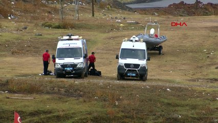 Sarıyer'de dalgalara kapılan baba boğuldu, oğlu kayıp
