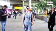 Bollywood Actress Sunny Leone Spotted at Mumbai Airport