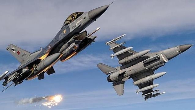 Son Dakika! Ege'de NATO görevi yapan Türk F-16'ları, Yunan savaş uçakları tarafından yine taciz edildi