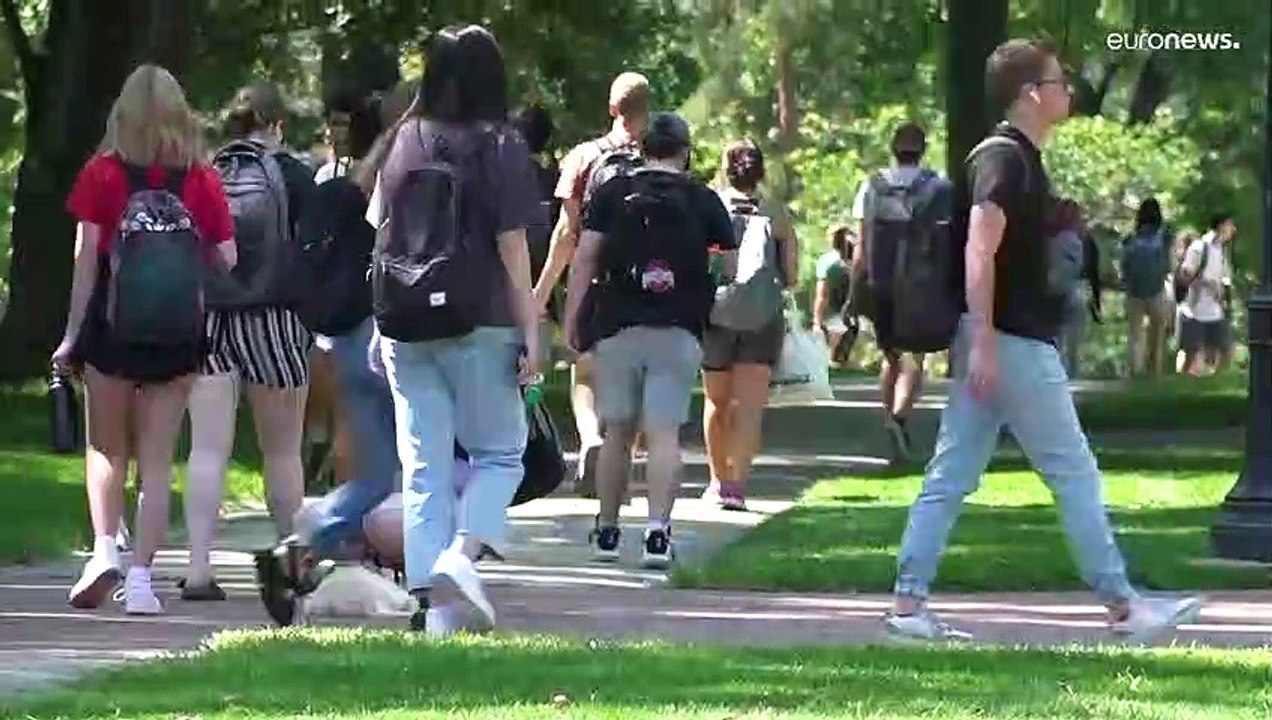 Mit weniger Schulden ins Berufsleben: US-Präsident Biden erlässt Studienkredite