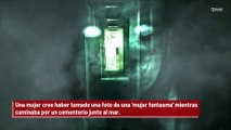 ¡Una 'mujer fantasma' es fotografiada en un cementerio!