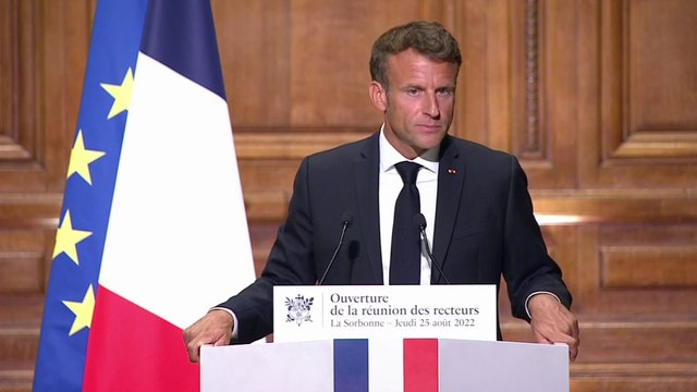 Emmanuel Macron: Notre système scolaire ne corrige pas suffisamment les inégalités de naissance