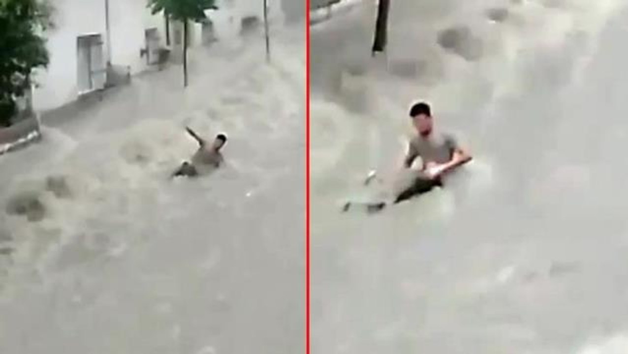 Esenyurt'ta vatandaşın sel sularına kapılarak böyle sürüklendi