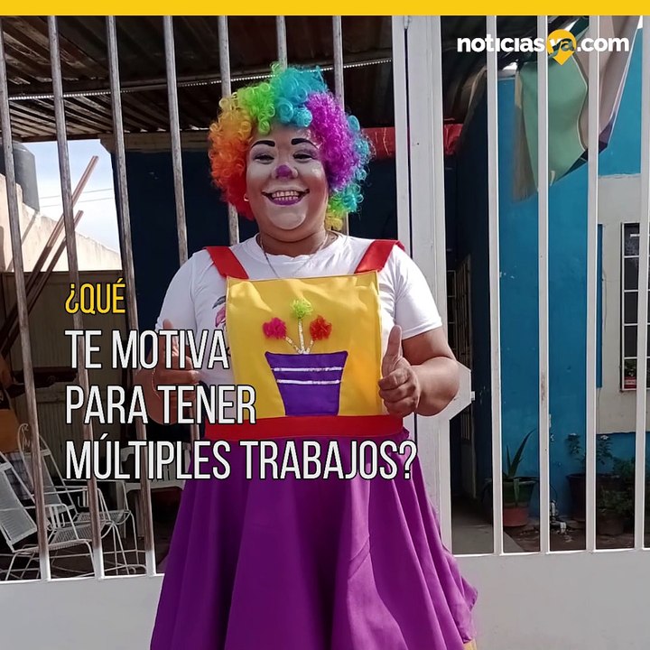 Mamá soltera mexicana, es plomera, payasita y conductora; así saca a sus hijos adelante