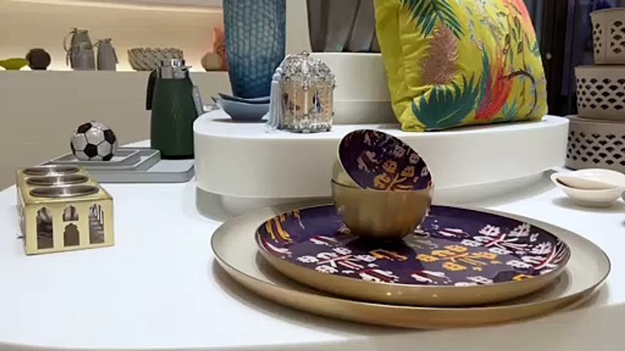 يسر العثمان استقبالكم في متجره الجديد أون الذي...